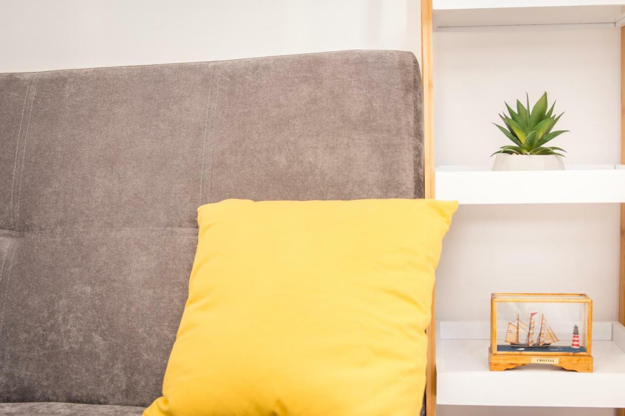 Apartment Holiday Makarska Luaran gambar