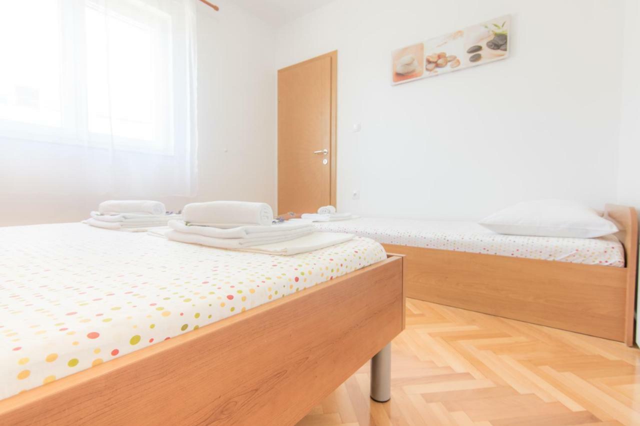 Apartment Holiday Makarska Luaran gambar